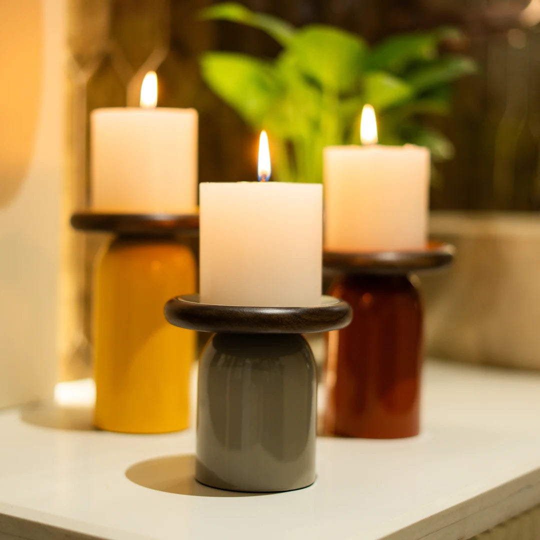 SET OF 3 PILLAR HOLDER WITH WOOD
