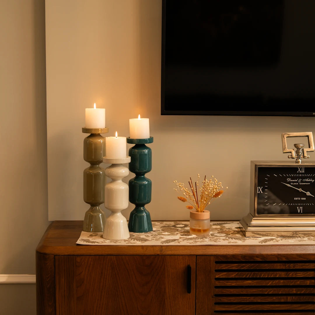 SET OF 3 PILLAR HOLDER