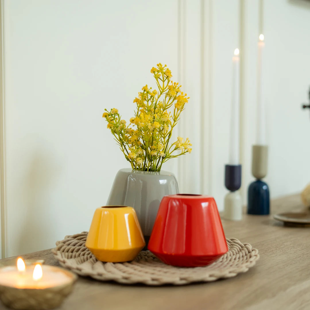 SET OF 3 VASES