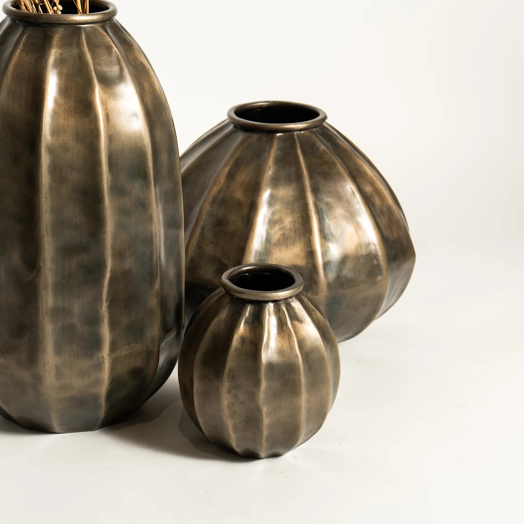 SET OF 3 VASES