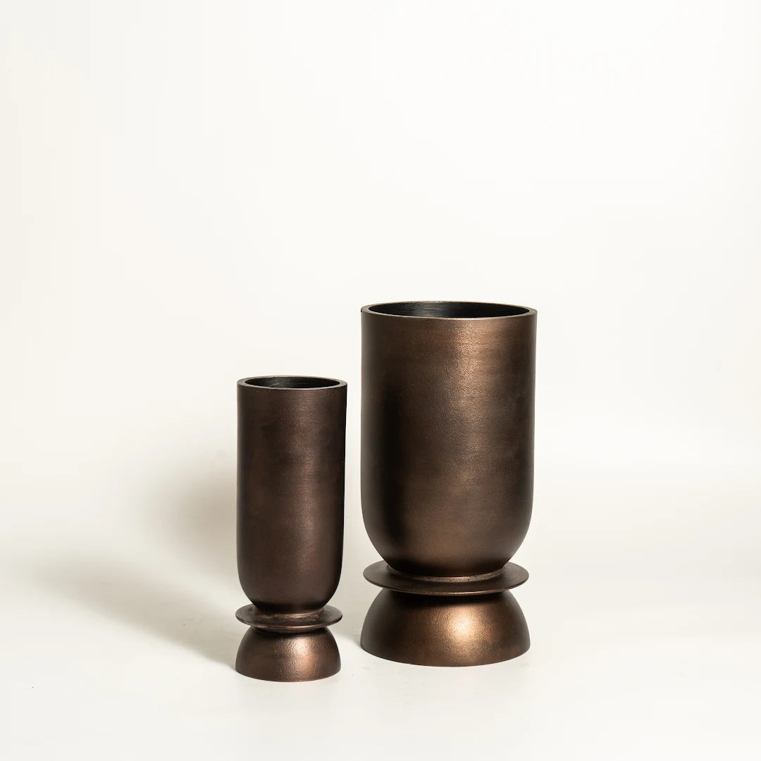 SET OF 2 VASES
