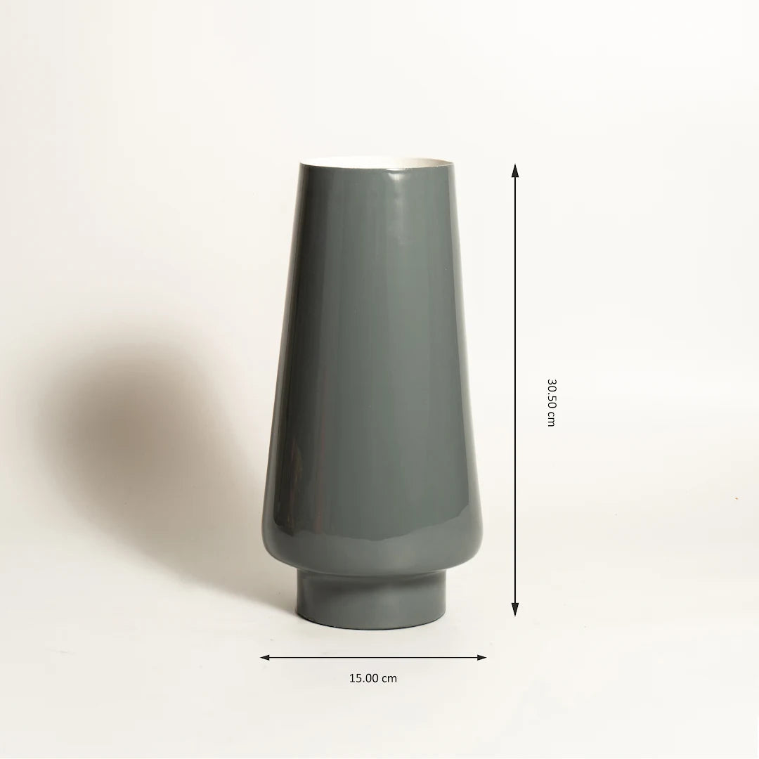 SET OF 3 VASES