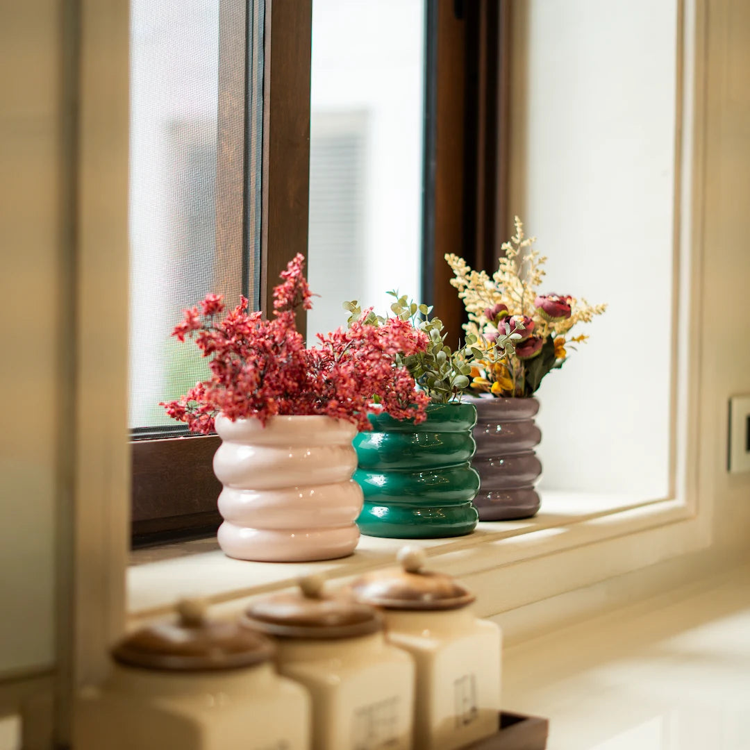 SET OF 3 VASES