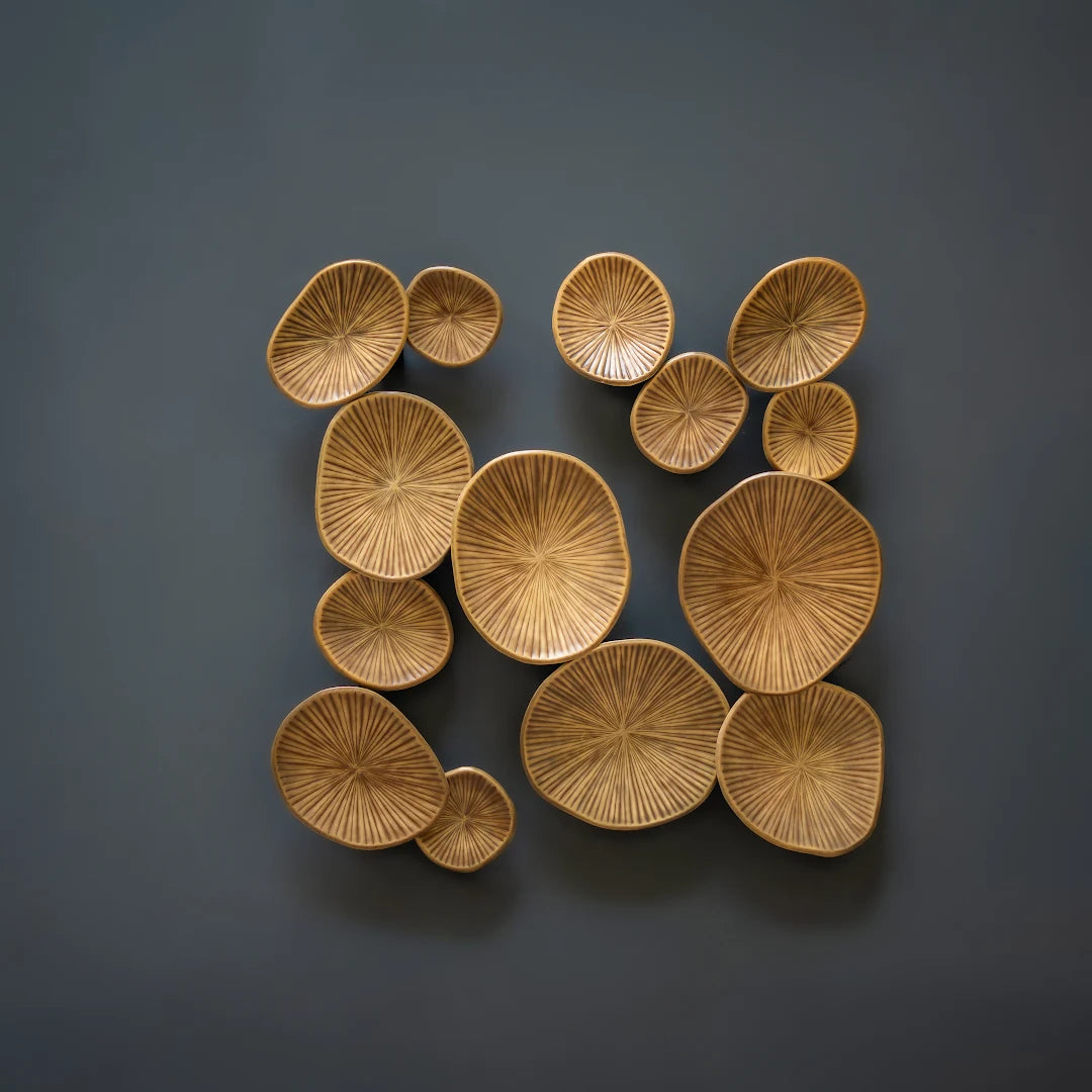 WALL DECOR