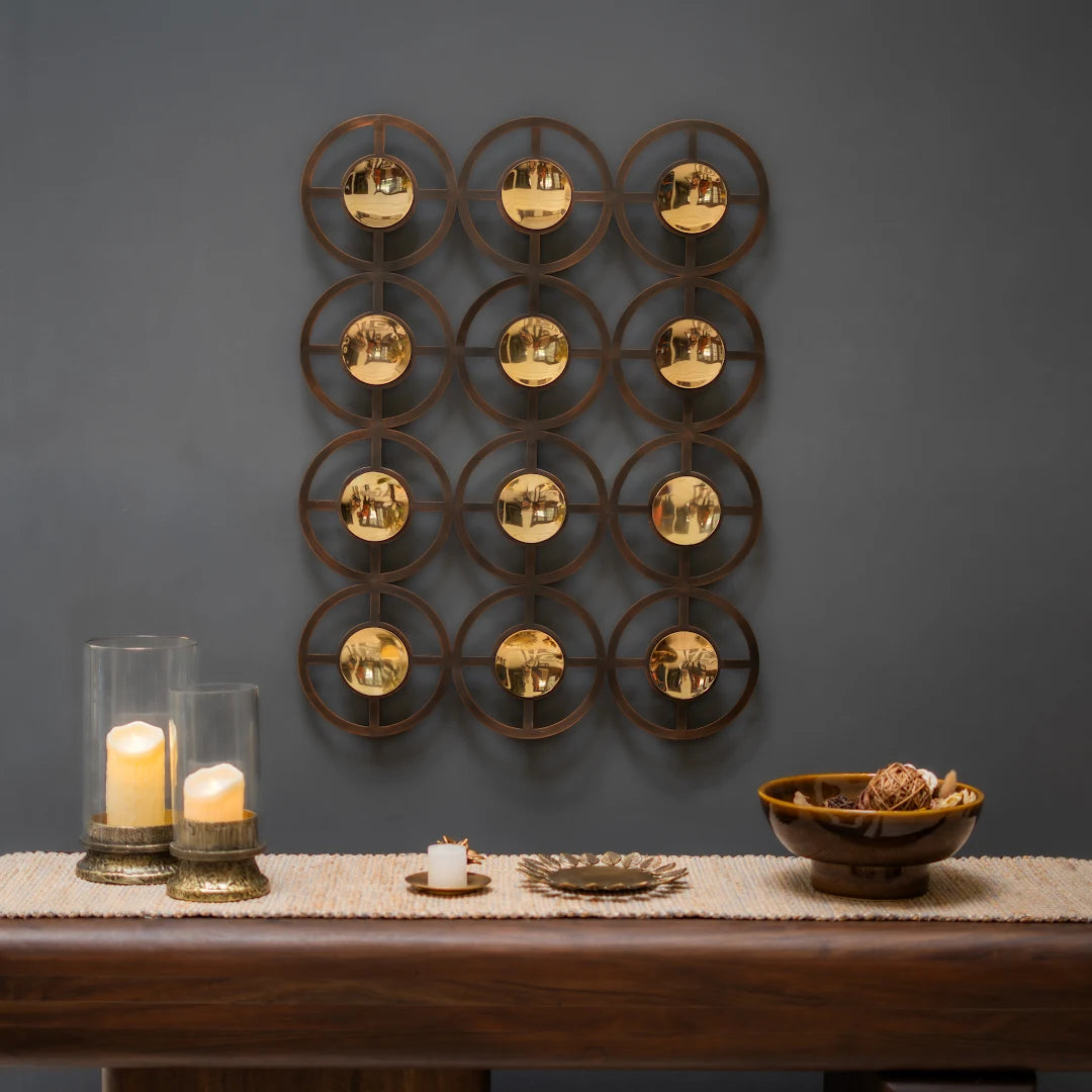 WALL DECOR