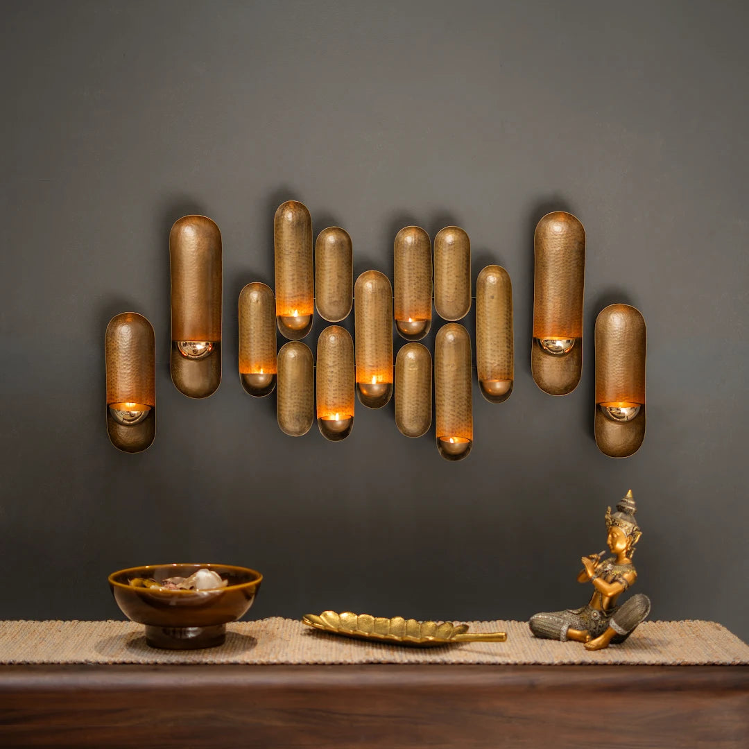 SET OF 4 WALL T-LIGHT HOLDER