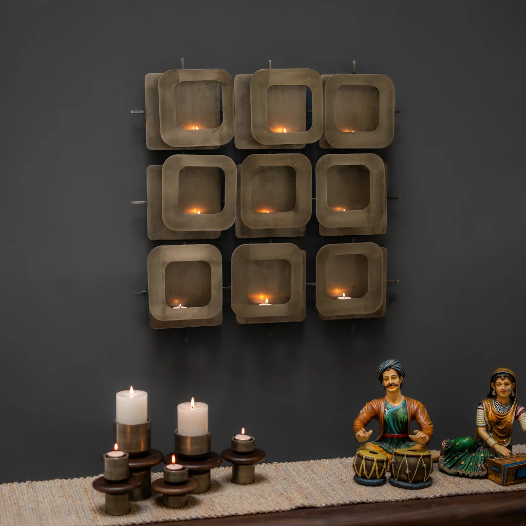 WALL T-LIGHT HOLDER