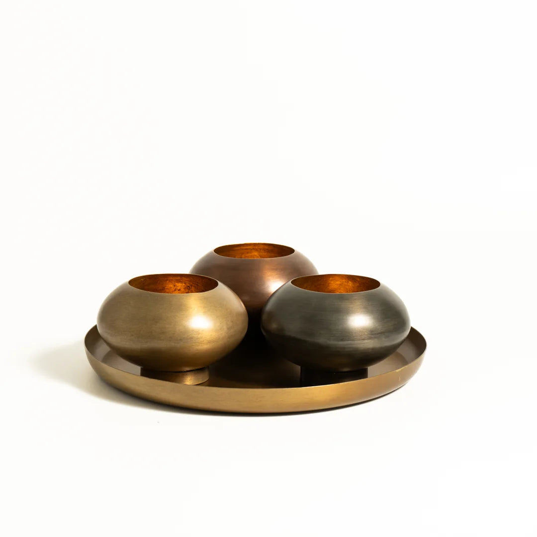 PLATTER WITH SET OF 3 T-LIGHT HOLDER