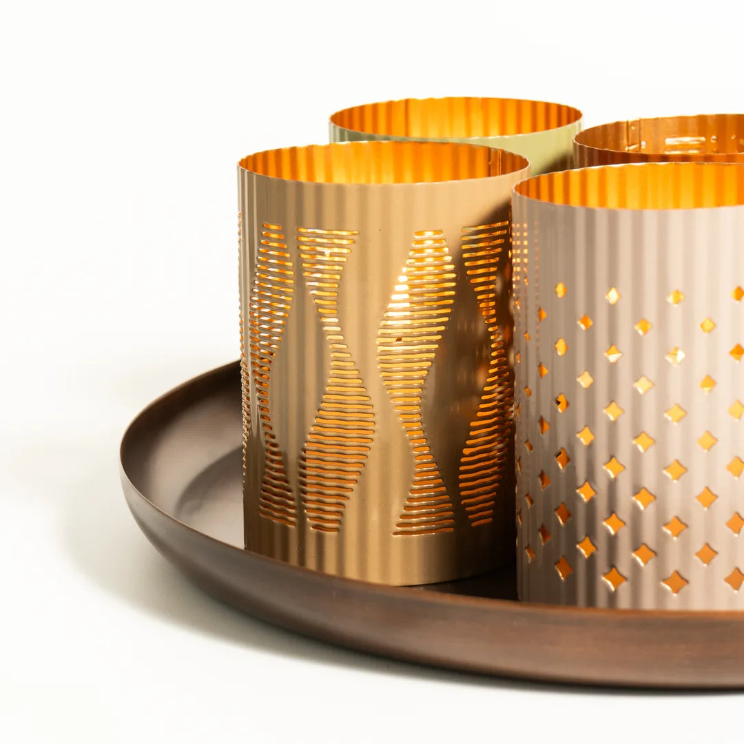 PLATTER WITH SET OF 7 T-LIGHT HOLDER
